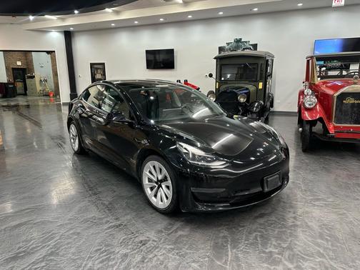 2023 Tesla Model 3 Base