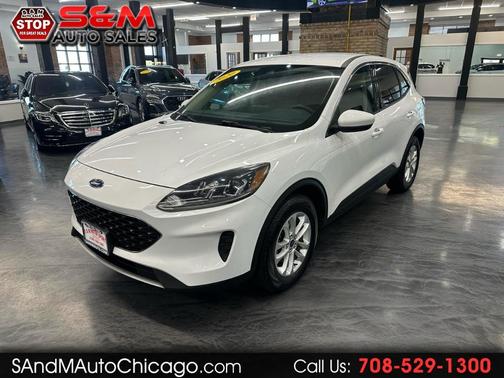 2020 Ford Escape SE