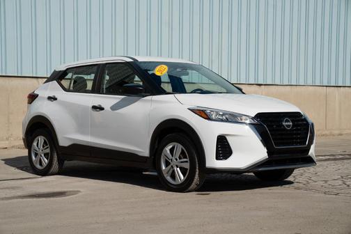 2022 Nissan Kicks S