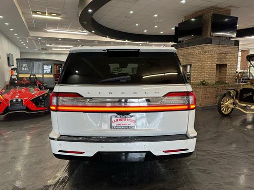 2021 Lincoln Navigator L Reserve