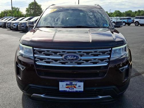 Burgundy 2018 Ford Explorer XLT
