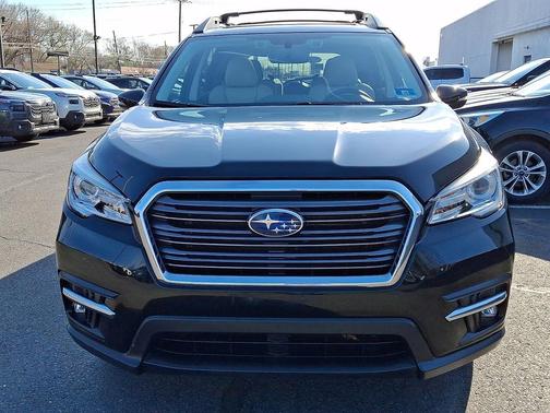Crystal Black Silica 2019 Subaru Ascent Limited 7-Passenger