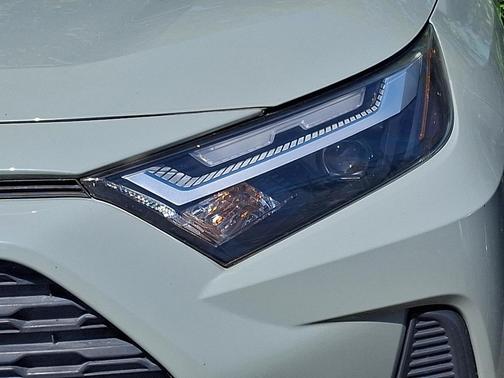 Lunar Rock 2022 Toyota RAV4 XLE