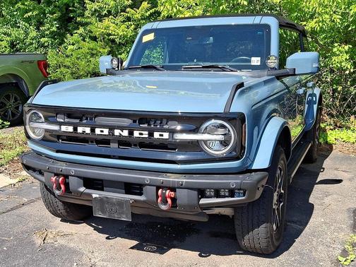 Area 51 2022 Ford Bronco Outer Banks