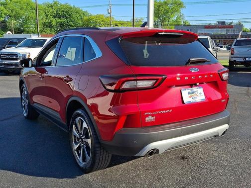 Rapid Red Metallic Tinted Clearcoat 2023 Ford Escape Platinum
