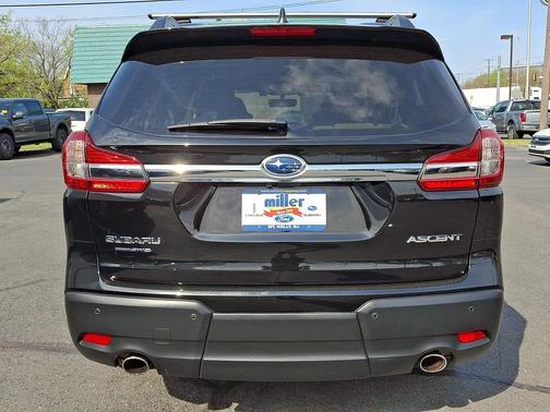 Crystal Black Silica 2021 Subaru Ascent Premium 7-Passenger