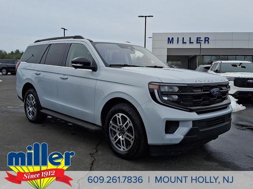 2025 Ford Expedition Active