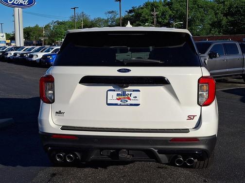 Star White Metallic Tri-Coat 2021 Ford Explorer ST