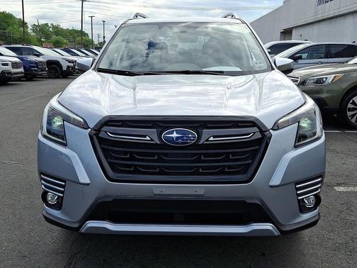 Ice Silver Metallic 2023 Subaru Forester Touring