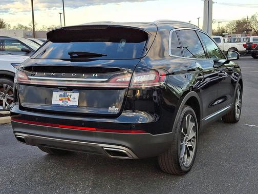 Infinite Black Metallic Clearcoat 2023 Lincoln Nautilus Reserve