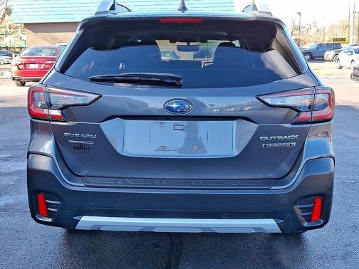 2021 Subaru Outback Touring XT