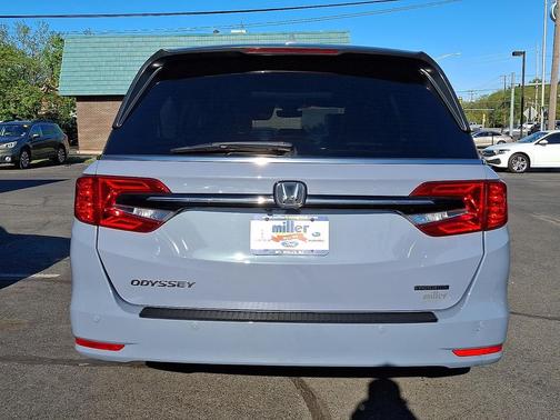 Sonic Gray Pearl - GA 2023 Honda Odyssey Touring