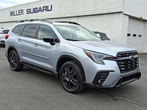 Ice Silver Metallic 2025 Subaru Ascent Onyx Edition Touring 7-Passenger