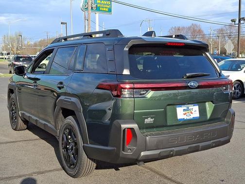 Deep Emerald Green Pearl 2026 Subaru Outback Limited