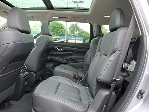 Ice Silver Metallic 2026 Subaru Ascent Onyx Edition Touring 7-Passenger