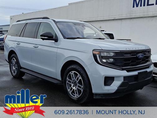 2025 Ford Expedition Active