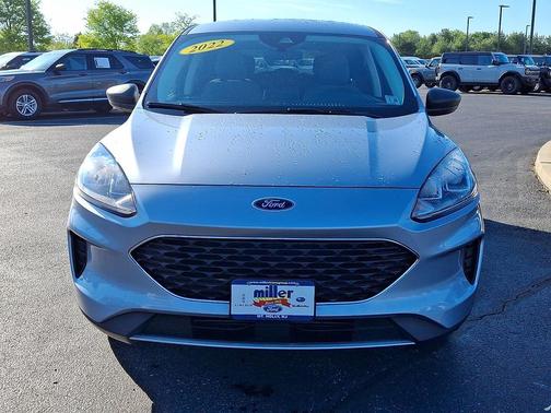Iced Blue Silver Metallic 2022 Ford Escape SE