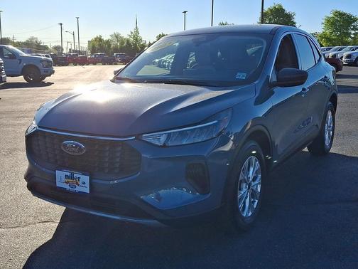 Vapor Blue Metallic 2023 Ford Escape Active