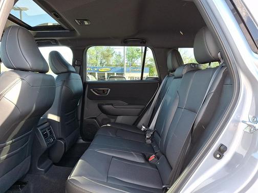 Ice Silver Metallic 2026 Subaru Outback Limited XT