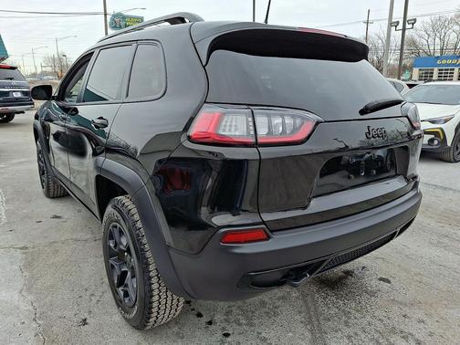 2022 Jeep Cherokee X 4x4