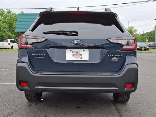 Cosmic Blue Pearl 2025 Subaru Outback Premium