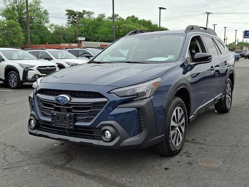 Cosmic Blue Pearl 2025 Subaru Outback Premium