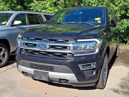 Black Metallic 2023 Ford Expedition Limited