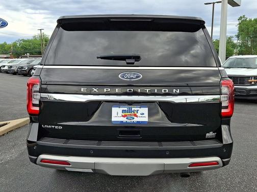 Black Metallic 2023 Ford Expedition Limited