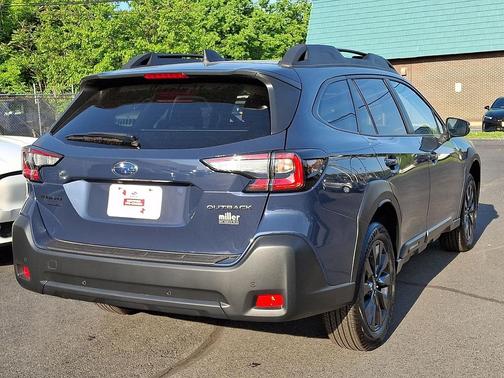 Cosmic Blue 2025 Subaru Outback Onyx Edition