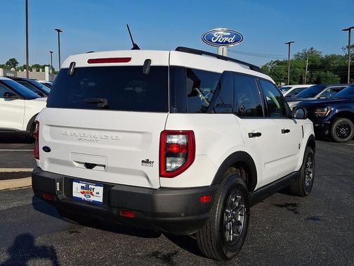 Oxford White 2023 Ford Bronco Sport Big Bend