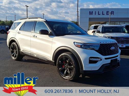 Star White Metallic Tri-Coat 2023 Ford Explorer ST