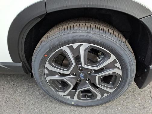 Crystal White Pearl 2026 Subaru Ascent Touring 7-Passenger