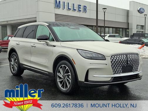 2024 Lincoln Corsair Premiere
