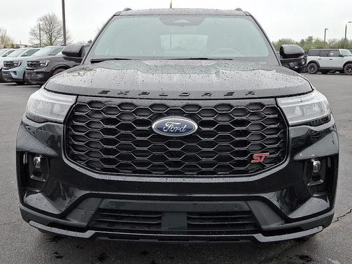 Black Metallic 2025 Ford Explorer ST
