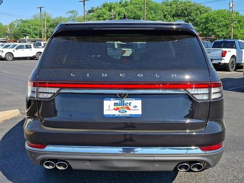 Infinite Black Metallic Clearcoat 2023 Lincoln Aviator Standard AWD