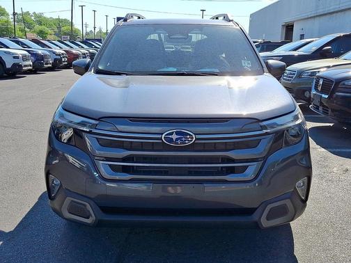 Magnetite Gray Metallic 2025 Subaru Forester Hybrid Limited