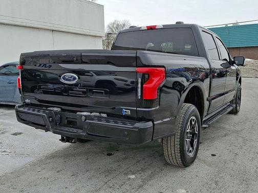 2023 Ford F-150 Lightning XLT