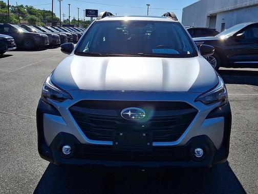 Ice Silver Metallic 2025 Subaru Outback Premium