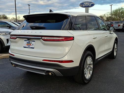Pristine White Metallic Tri-Coat 2024 Lincoln Corsair Premiere