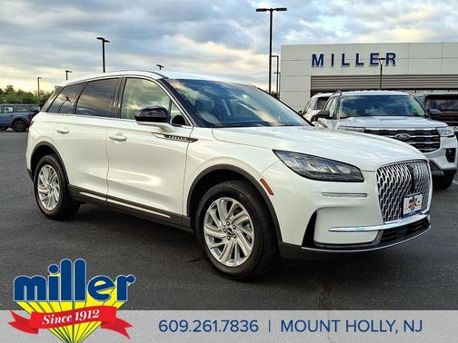 Pristine White Metallic Tri-Coat 2024 Lincoln Corsair Premiere