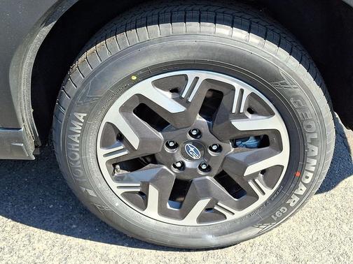 Magnetite Gray Metallic 2026 Subaru Forester Premium