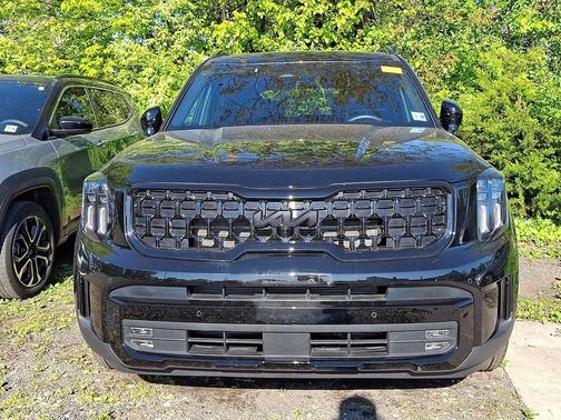 Ebony Black 2025 Kia Telluride SX Prestige X-Line