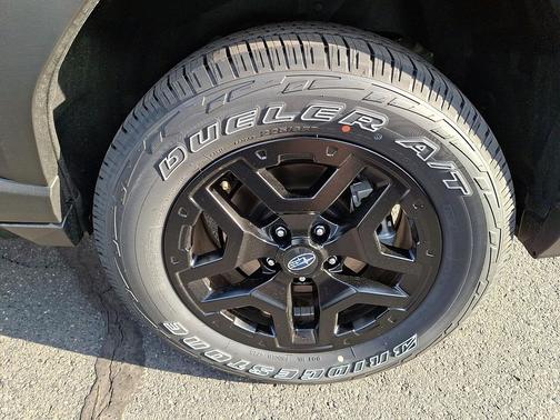 Deep Emerald Green Pearl 2026 Subaru Outback Wilderness