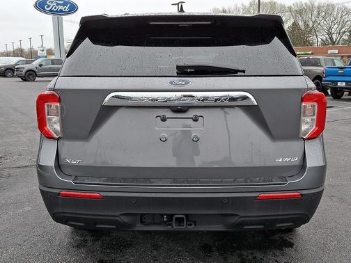 Carbonized Gray Metallic 2024 Ford Explorer XLT