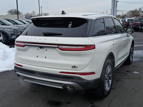 2023 Lincoln Corsair Standard