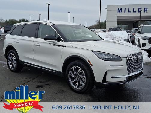 2023 Lincoln Corsair Standard