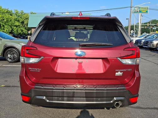 Crimson Red Pearl 2023 Subaru Forester Limited