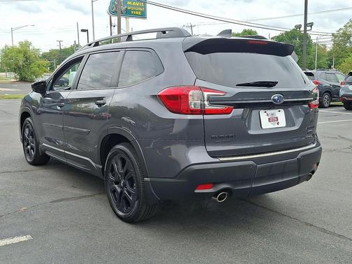 2025 Subaru Ascent Onyx Edition Touring 7-Passenger