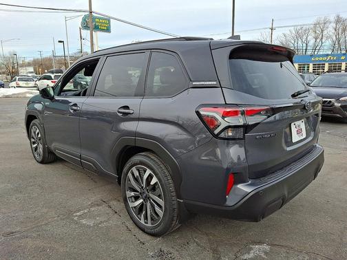 2025 Subaru Forester Hybrid Touring