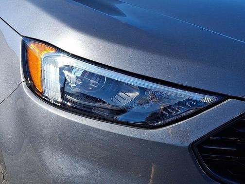 Carbonized Gray Metallic 2024 Ford Edge SEL